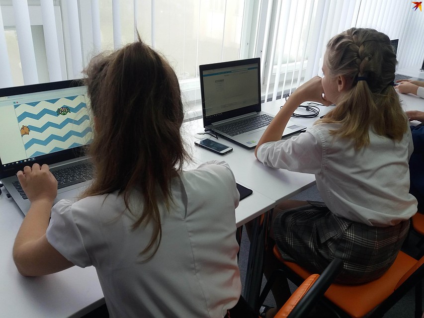 В STEM-классе занимаются школьники с 5 по 11 класс. Фото: Оксана БРОВАЧ