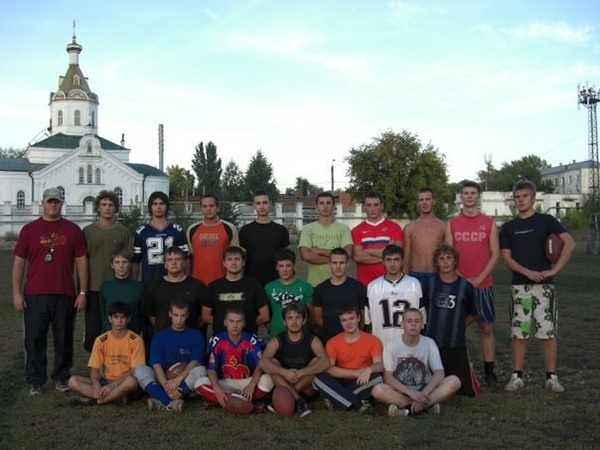 Игроки в американский футбол в Самаре в 2009 году.