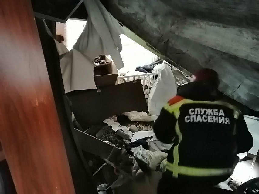 Были госпитализированы четыре человека. Фото Саратовской областной службы спасения