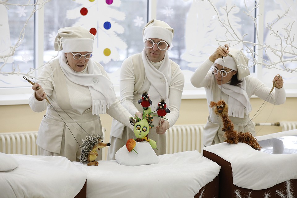 Спектакль не очень длинный, специально, чтобы не утомить детей Фото: Алексей БУЛАТОВ