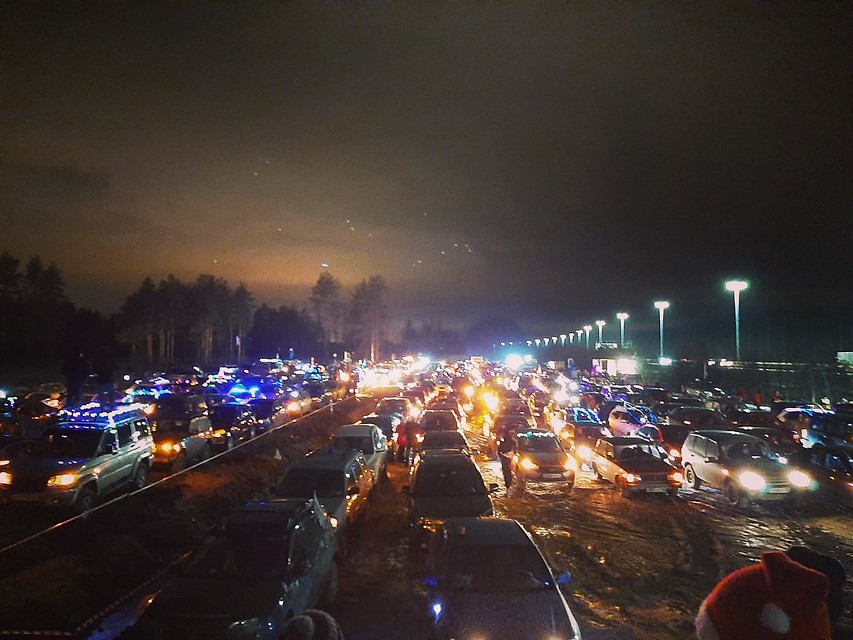 Принять участие приехали 500 водителей Фото: vk.com/avtoelkapiter201920