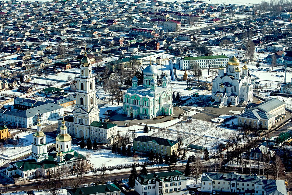 Дивеево - известный всем православным паломникам монастырь в Нижнем Новгороде, основанный на месте жизни преподобного Серафима Саровского Фото: GLOBAL LOOK PRESS