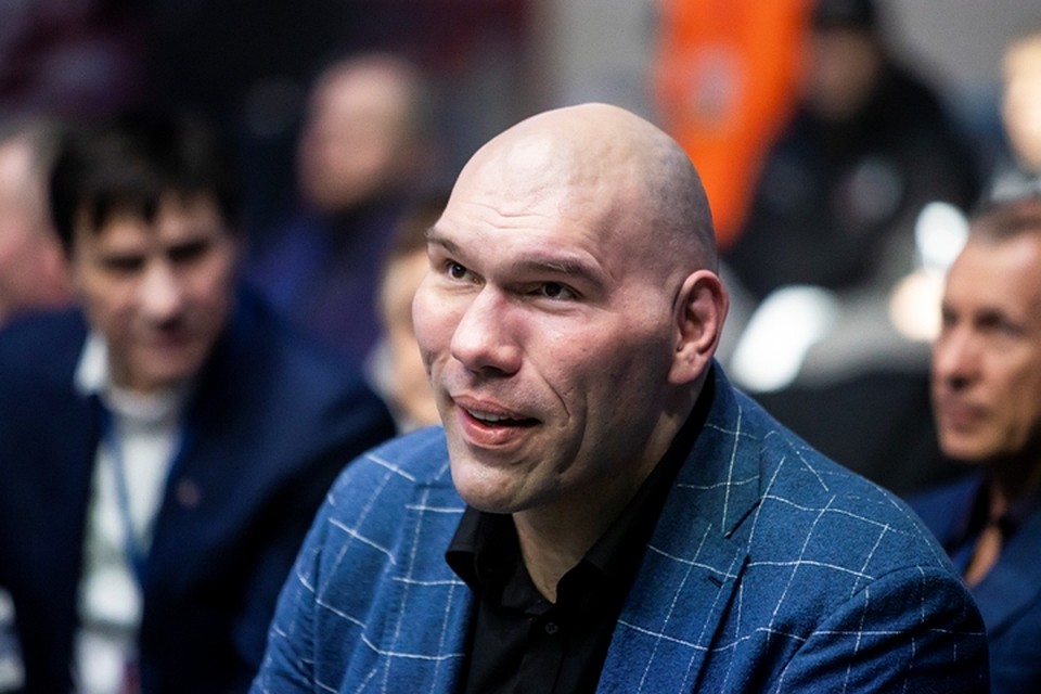 Николай Валуев наблюдал за поединками из зрительного зала. Фото: Александр Подгорчук