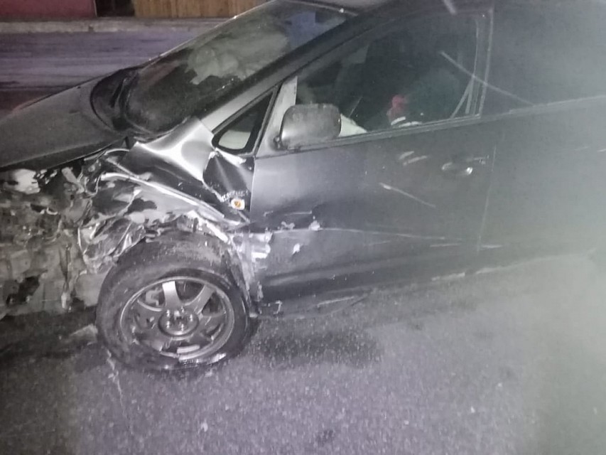 Виновник аварии отказался проходить медицинское освидетельствование. Фото: пресс-служба ОМВД России по городу Артему.