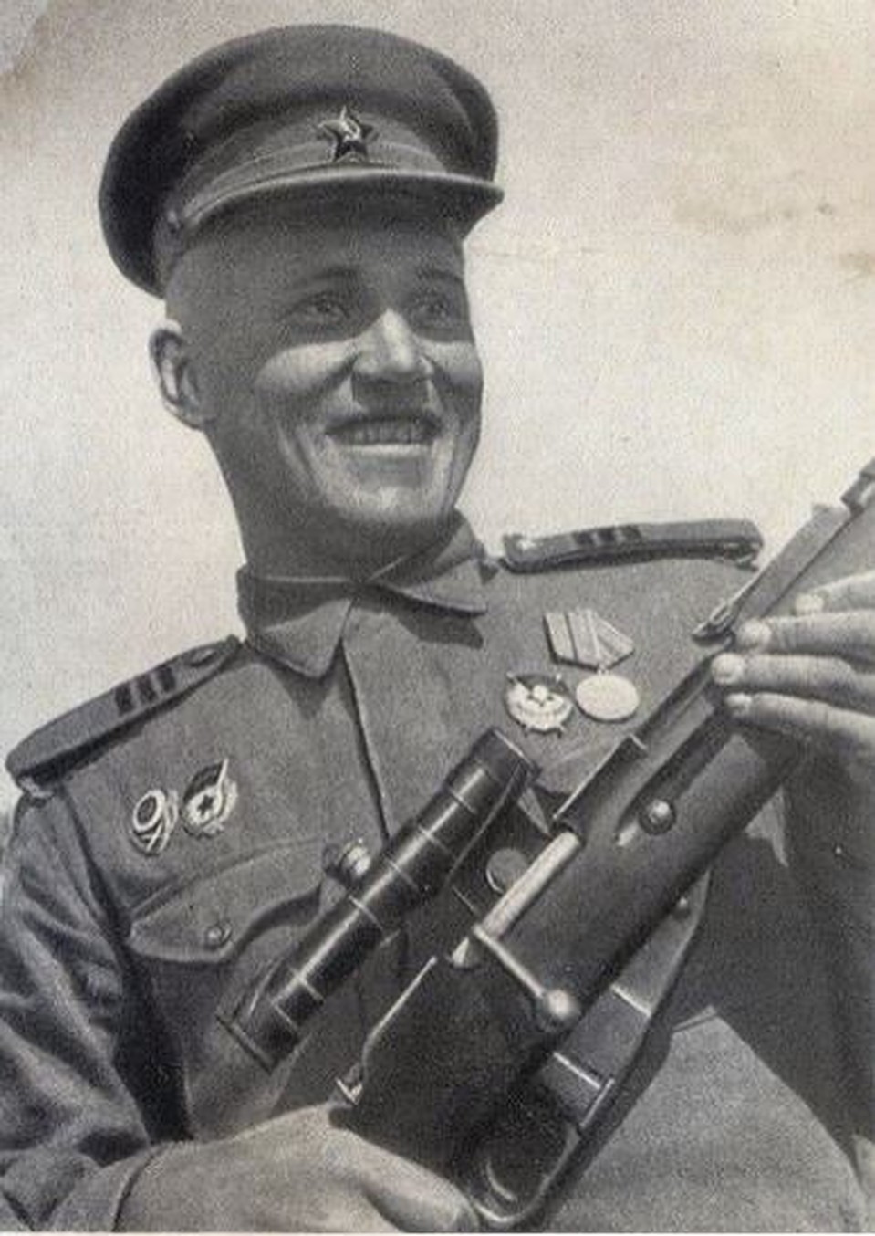 Виктор Медведев.