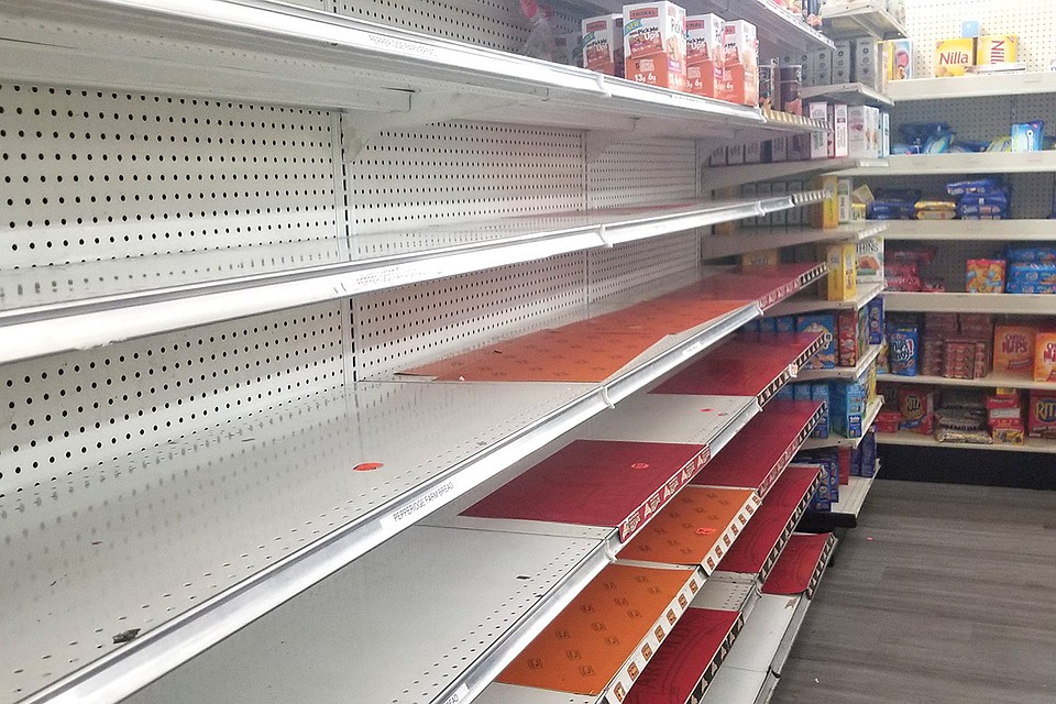 Пустые полки в одном из супермаркетов Нью-Йорка. Фото: Алексей ОСИПОВ