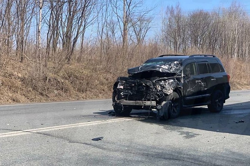 Водитель джипа не успел затормозить перед образовавшимся препятствием. dps__vl