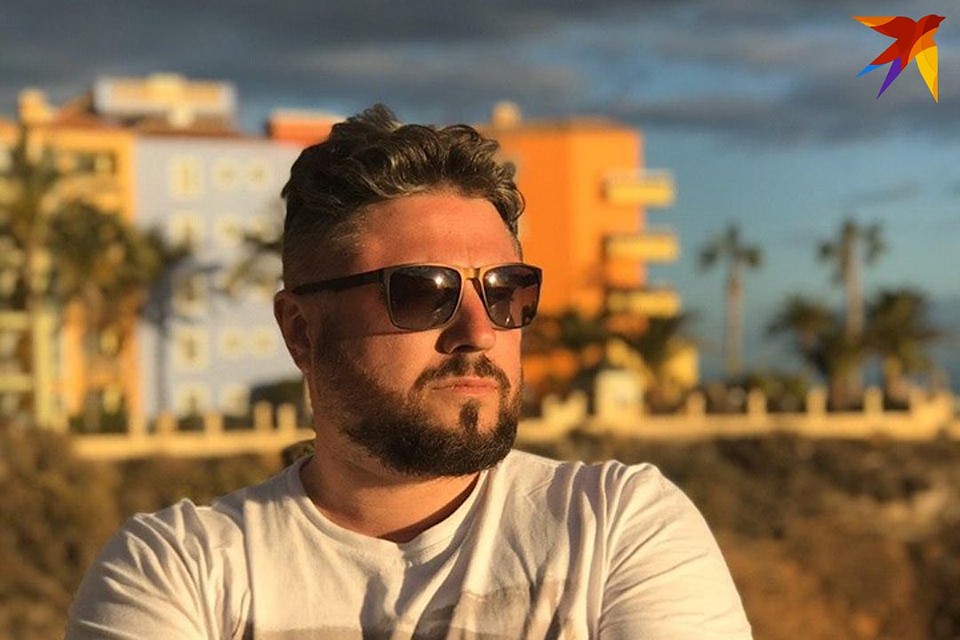 Сергей говорит, что самая большая сложность - просто выбраться с испанского острова на материк.