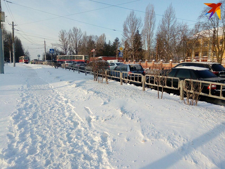 На улице Танкистов образовалась пробка Фото: Ольга Симонова