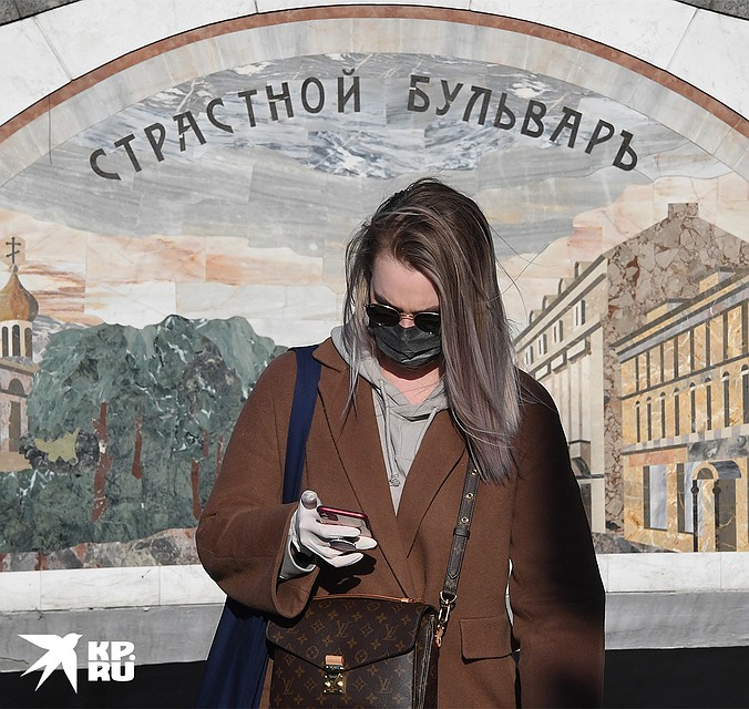 Предстоящая неделя объявлена в России нерабочей из-за эпидемии коронавируса. Фото: Михаил ФРОЛОВ