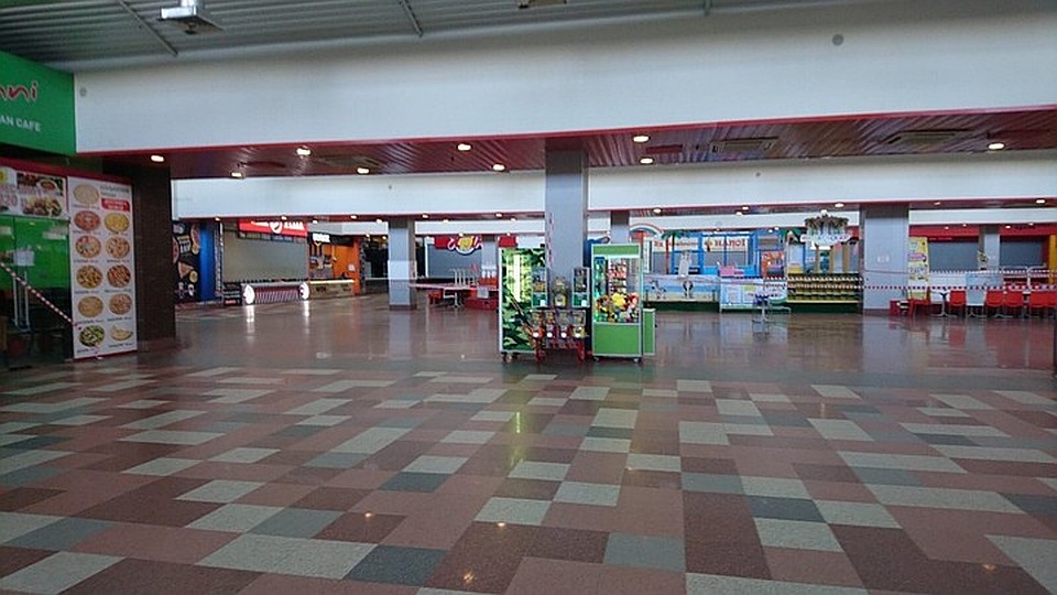 В "Рубине" тоже пусто. Фото: Анастасия СТАРИЧКОВА