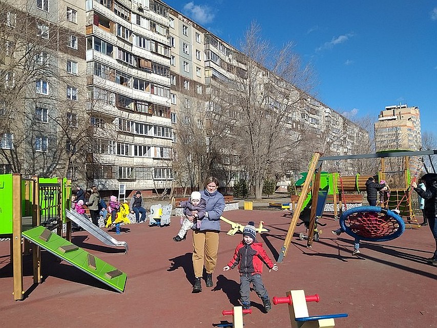 Далеко не все челябинцы самоизолировались в нерабочую неделю. Фото: Инна КУМЕЙКО