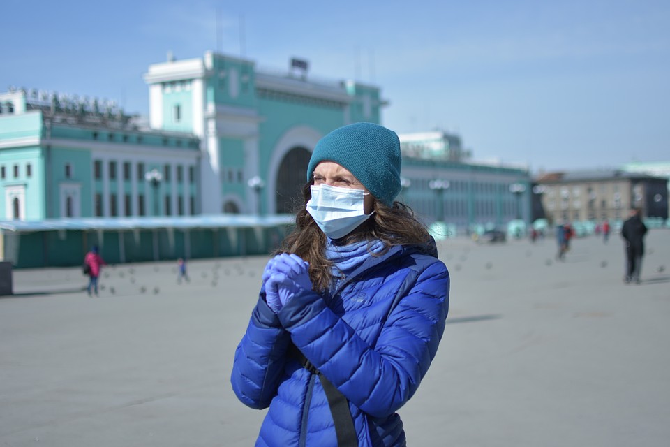 Новосибирцы готовы уехать из города в случае роста числа заболевших. Фото: Никита МАНЬКО