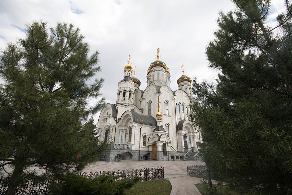 В Горловке прошла церемония прощания с трагически погибшей от украинского обстрела Мирославой Воронцовой Фото: Андрей ТРУБЕЦКИЙ