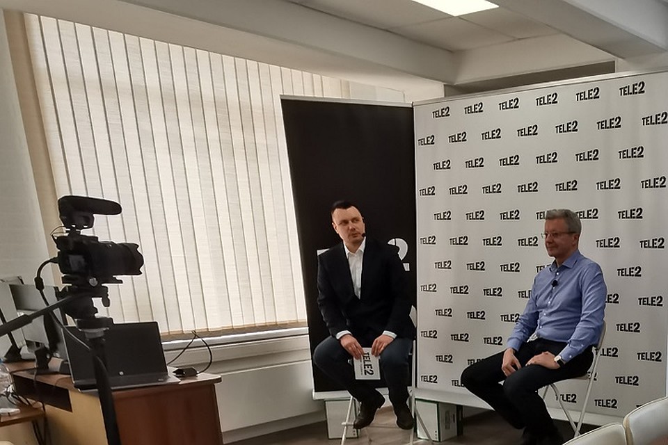 Спикеры общались с журналистами Сибири через интернет. Фото предоставлено Tele2.