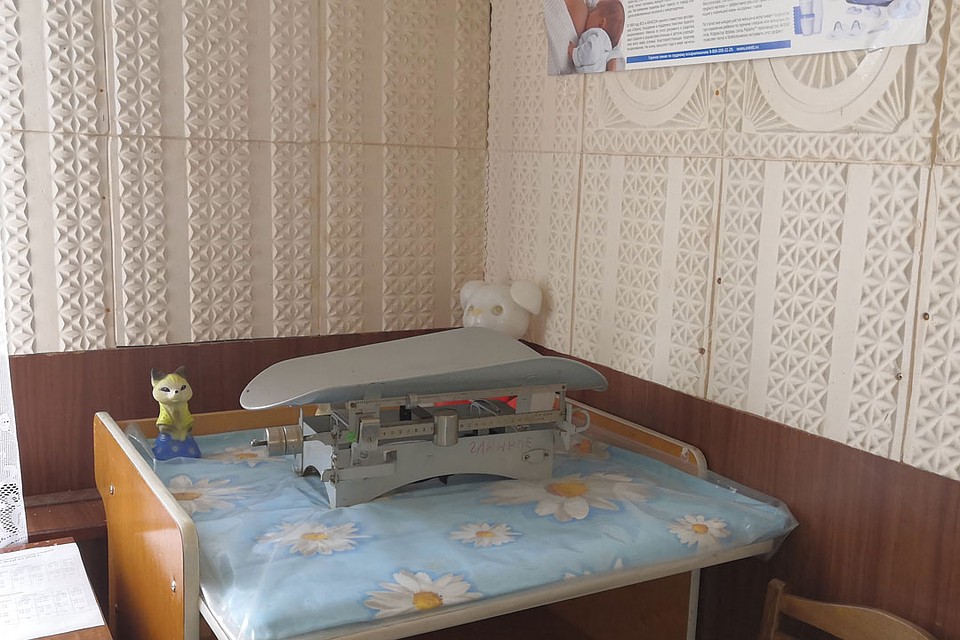 Детей сейчас в деревне рождается немного, но "детский уголок" на ФАПе остается. Фото: Раиса ЮДИНА