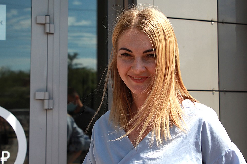 Иркутянка Дарья Хамова: "Я считаю, что вводить такие требования правильно, но действительно ли маски спасают от заражения" Фото: Юлия ПЫХАЛОВА