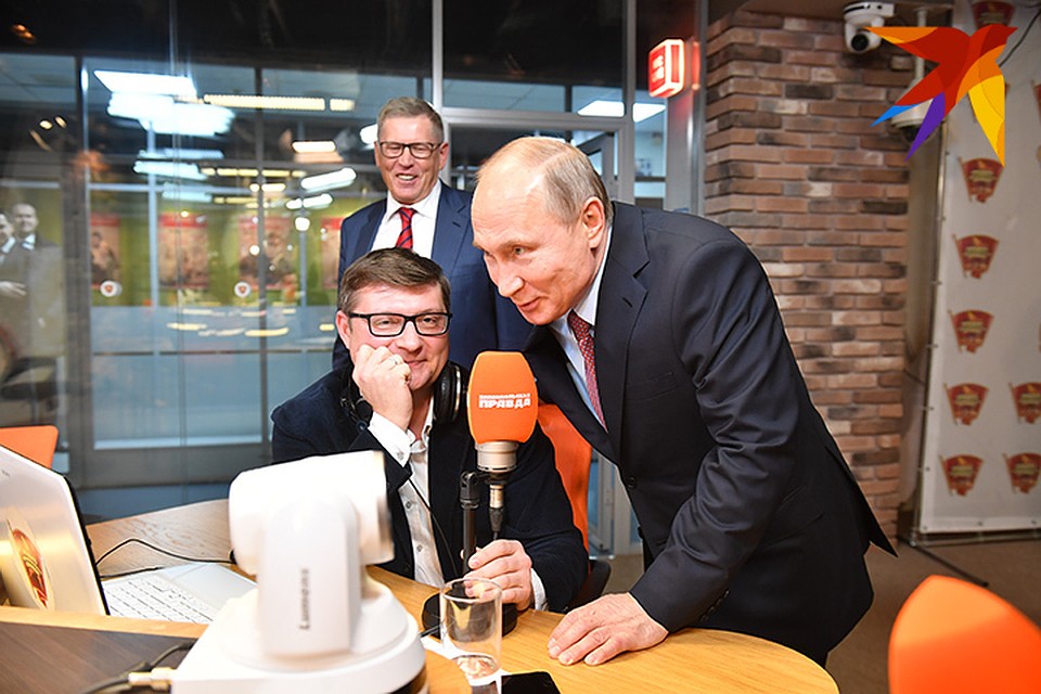 Владимир Путин на Радио "КП". Фото: Виктор ГУСЕЙНОВ