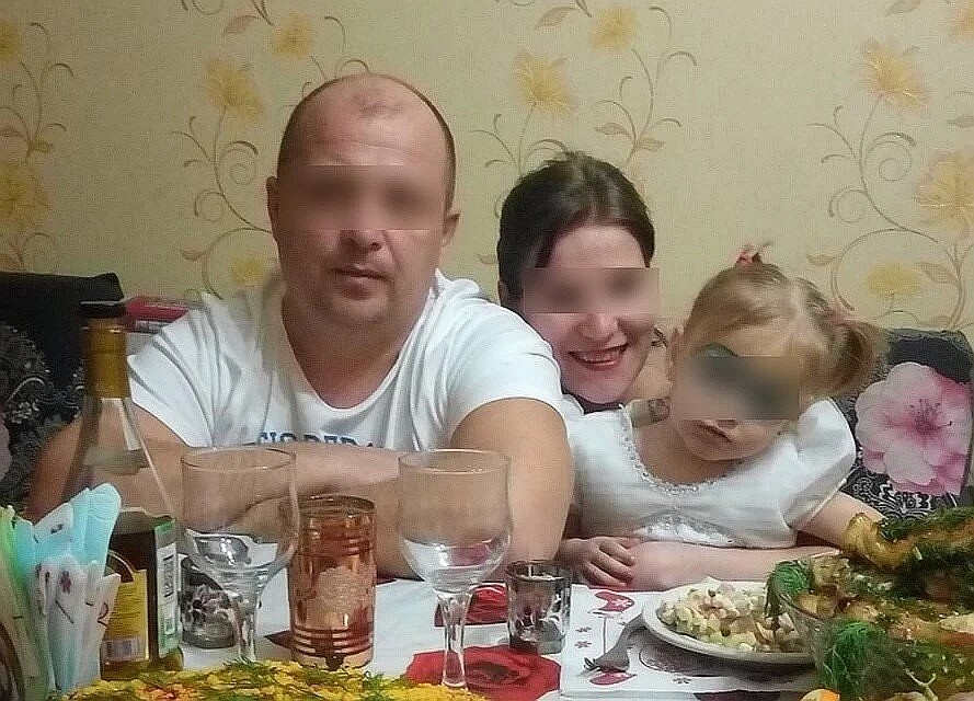Антон Проскурин и Зинаида Дубровина сейчас под стражей - обоих подозревают в истязании ребенка Фото: Соцсети