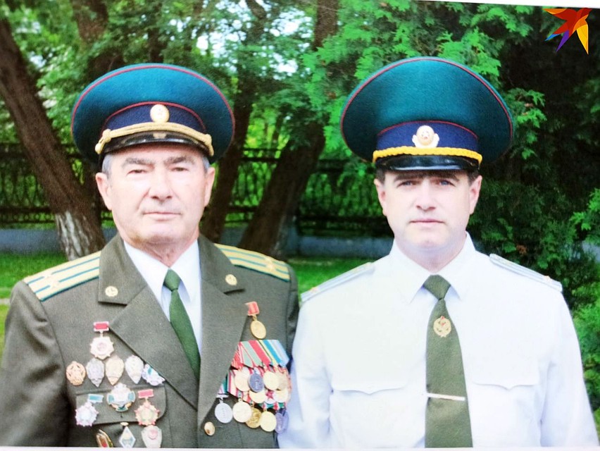 Сын Игорь Муриенко тоже пограничник - служил, как и отец, и в Козловичах, и на Варшавском мосту. Фото: из архива А.П. Муриенко для «КП»