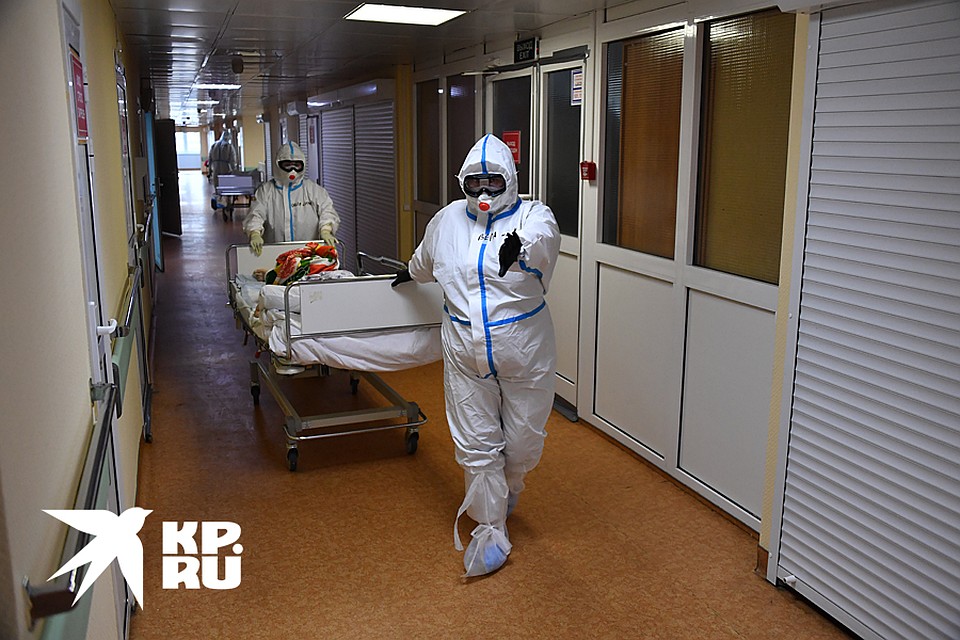 С помощью коллег из московской и региональных редакций мы разыскали людей выздоровевших и попросили их поделиться личными впечатлениями от встречи с болезнью века Фото: Иван МАКЕЕВ