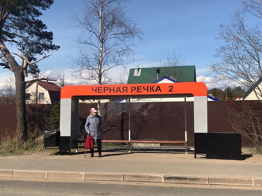Безопасная остановка. Фото: Комитет по дорожному хозяйству Ленинградской области
