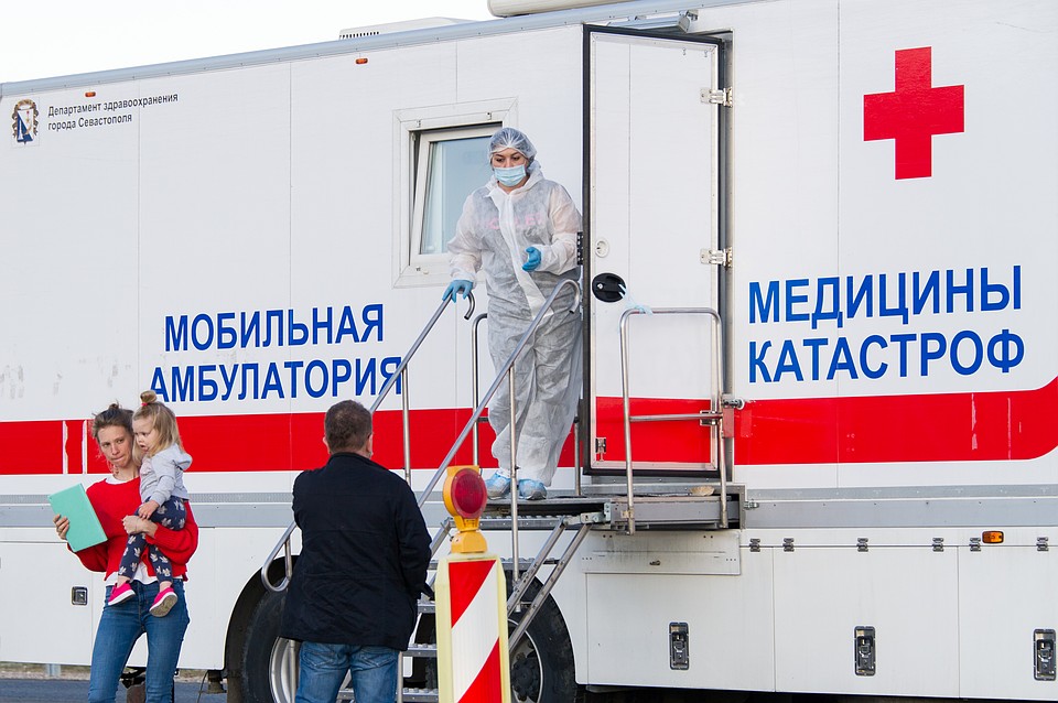 Экспресс-тестирование проходит в трех точках въезда в регион Фото: Михаил ПАТЛИС