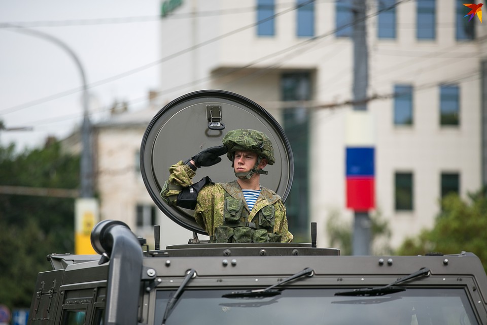 Парад Победы в Новороссийске Фото: Пауль ГУРИН
