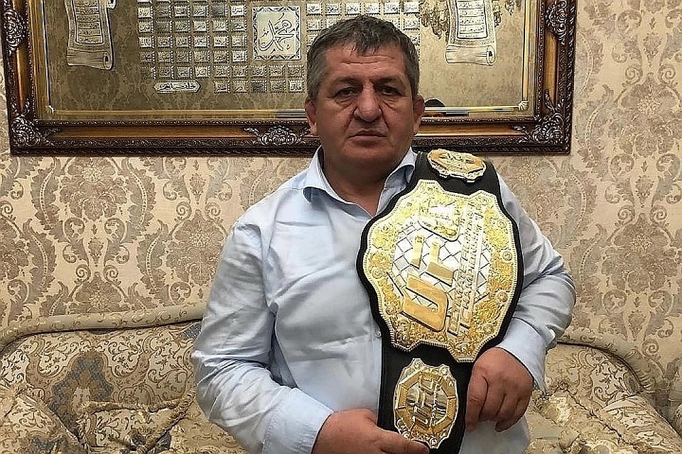 Абдулманап Магомедович — величайший тренер. Его воспитанники выигрывали мировые первенства по самбо, борьбе, MMA и другим видам единоборств Фото: Личная страничка героя публикации в соцсети