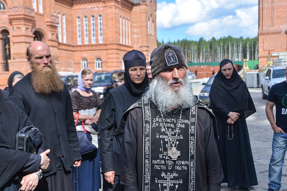 Отец Сергий захватил монастырь. Фото: Алексей БУЛАТОВ