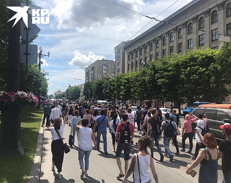 В Хабаровске продолжаются акции протеста в связи с задержанием губернатора Сергея Фургала Фото: Владимир ВОРСОБИН