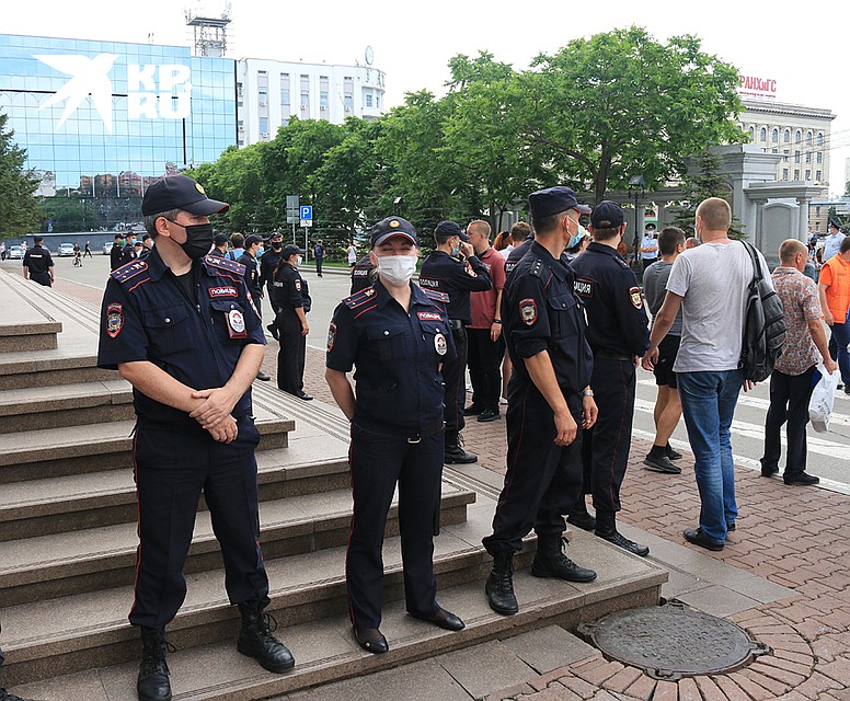 Город явно не захотел больше митинговать, и предпочел остаться дома\на даче Фото: Борис КОКУРИН