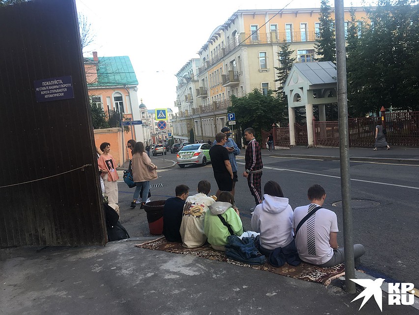 Бар "Сюр" Фото: Сергей СЕЛЕДКИН