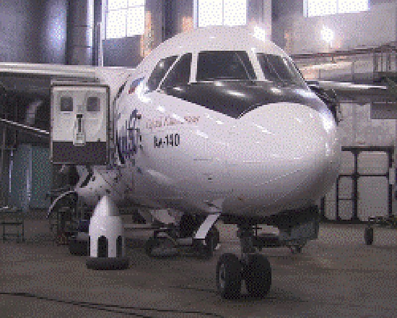 Ан-140 не подходит для грунтовых взлетно-посадочных полос Якутии