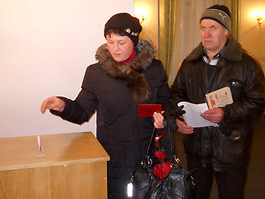 «За кого голосовал? За Россию. Просто за Россию - единую, справедливую, сильную, процветающую». Фото: Андрей БАБИН