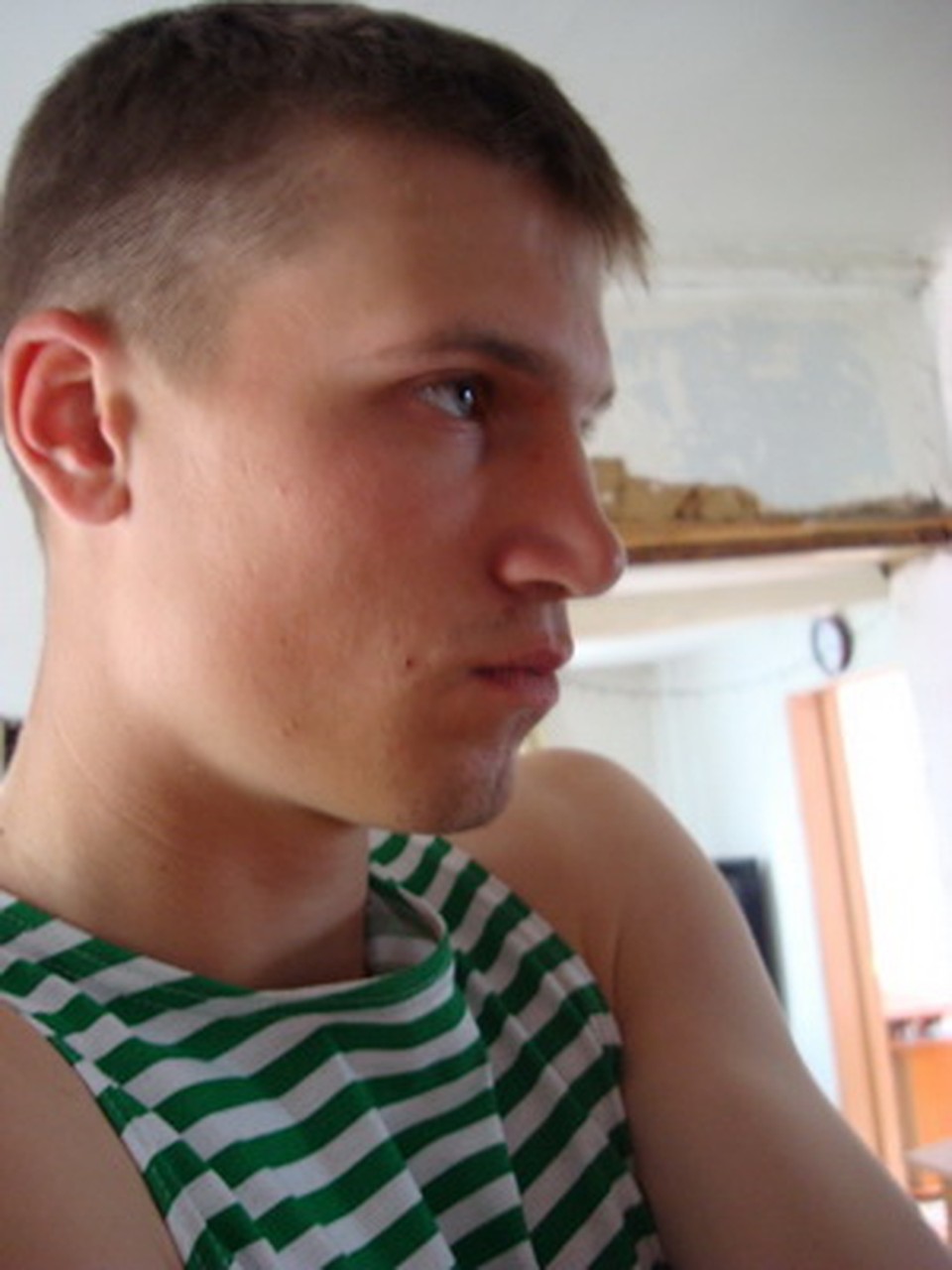 ...Но и с ним теперь у родных девушки потеряна связь.