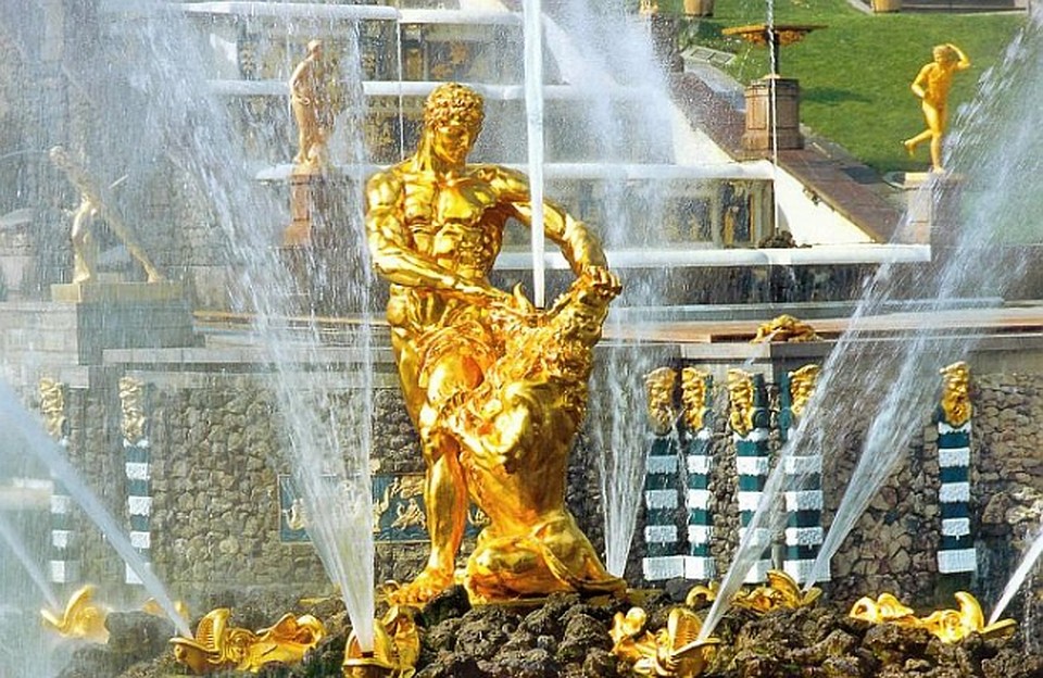 Вместо Самсона должен был быть Геракл.