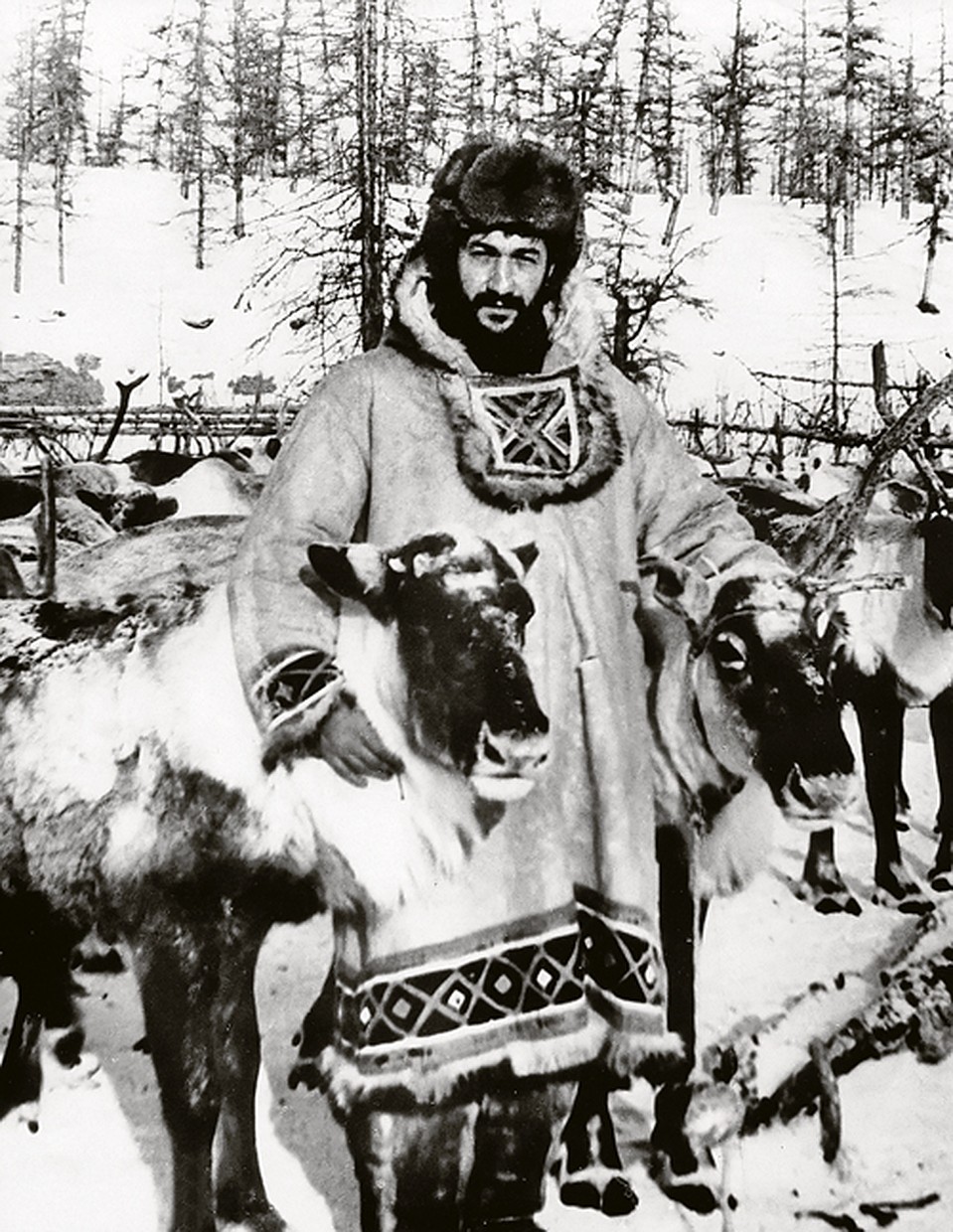 Первый секретарь Булунского райкома ВЛКСМ Якутии Артур Чилингаров. 1965 год. Фото: личный архив.
