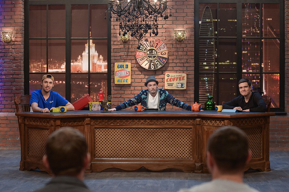 Слева направо: Максим «+100500», Иван Макаревич и Евгений «BadComedian» Баженов. Фото: канал "Перец".
