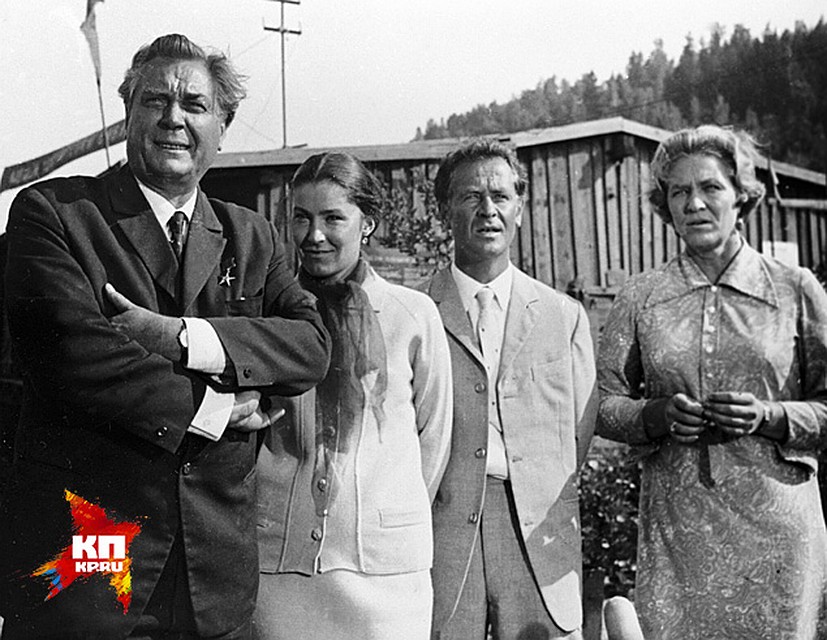 Актриса Римма Маркова (справа) в фильме Алексея Салтыкова "Сибирячка" Фото: РИА Новости