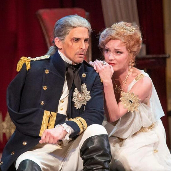 Спектакль «Леди Гамильтон» в МХАТ Горького