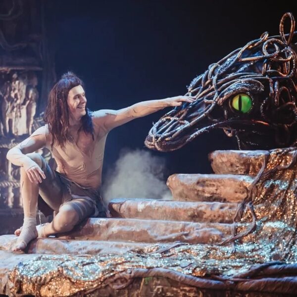 Маугли мтюз спектакль. Сцена маугли. Театр терезы дуровой маугли. Маугли театр юного зрителя. Театр сац маугли.