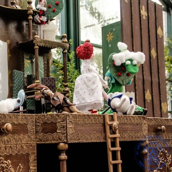 Весенний фестиваль кукольных театров Аптекарского огорода