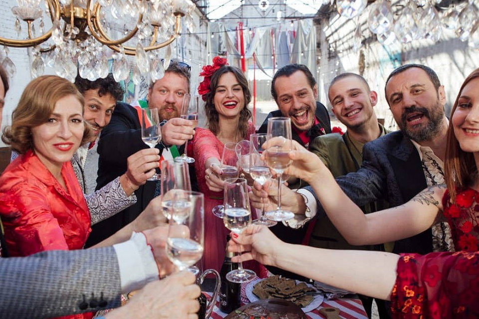 10 лучших фильмов для всей семьи 2020: самое время дружно собраться у экрана