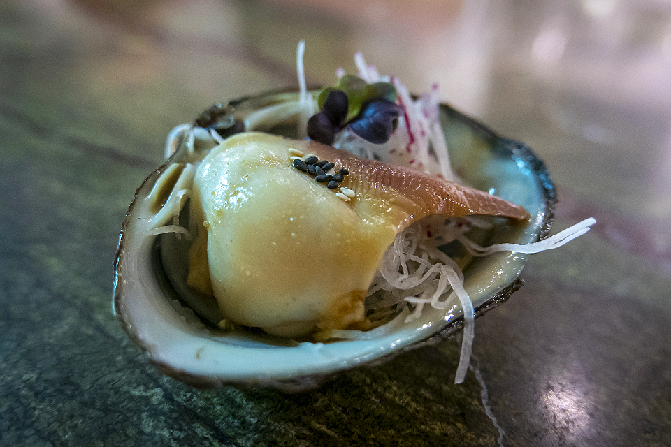 «Море» и Reef: здесь каждый день — рыбный