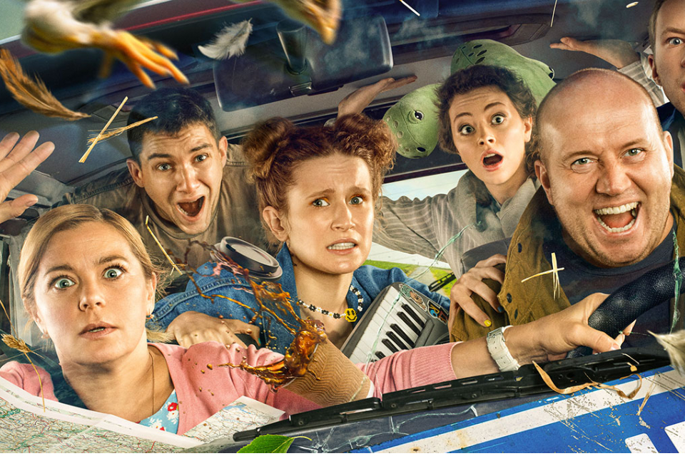 Песни из фильма «Родные»: от Юрия Лозы до Монеточки