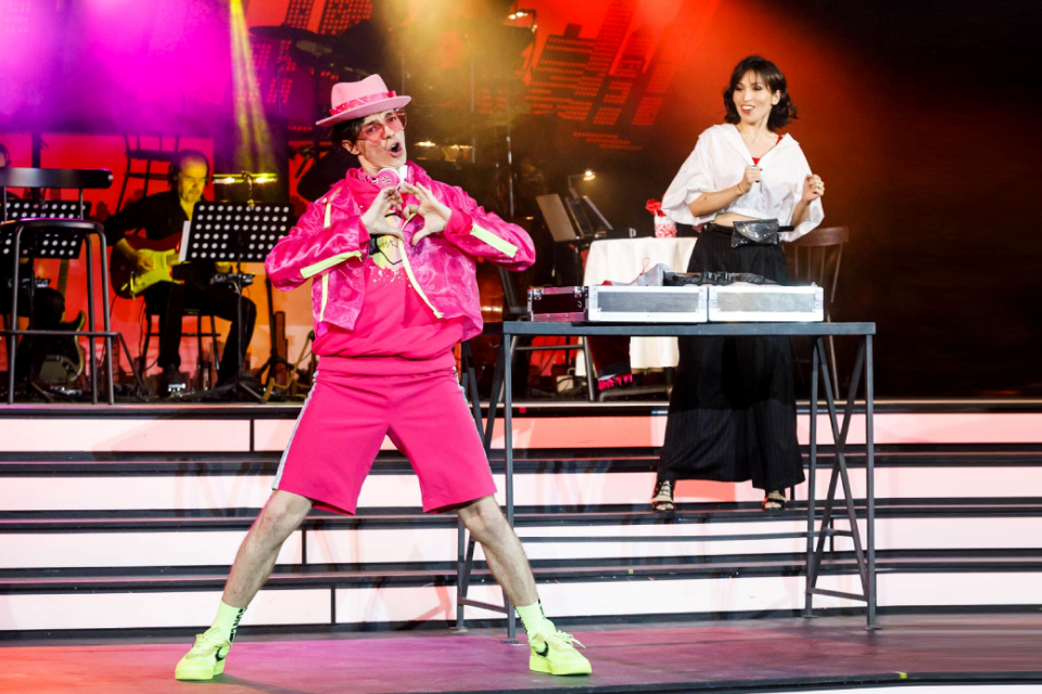 Что посмотреть в театрах Москвы в финале сезона 2021: лучшие спектакли для детей и взрослых