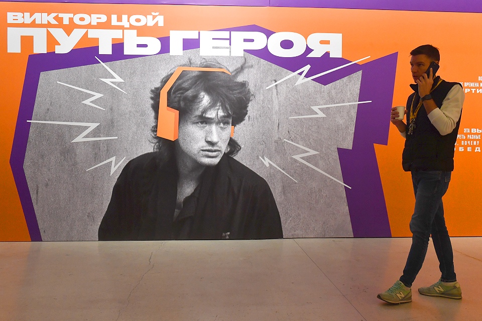 20 лучших идей, куда сходить в Москве на выходные 16-17 апреля 2022 года: песни Аллы Пугачевой, выставка Виктора Цоя и арт-ярмарка