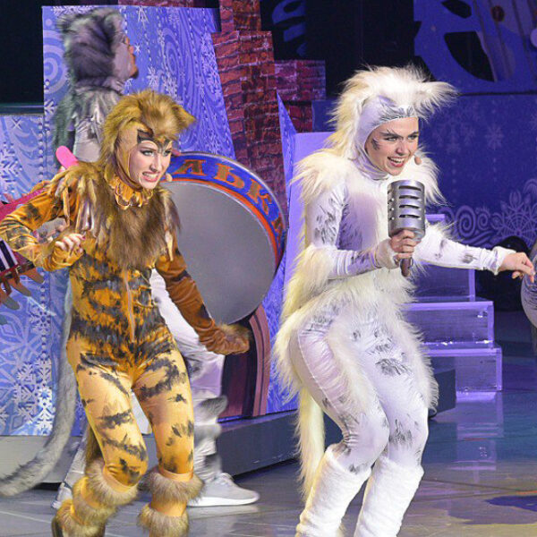 Ёлка «Московский новогодний экспресс» в Гостином дворе