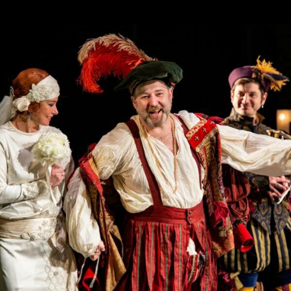 Спектакль «Укрощение строптивой» в Театре Моссовета